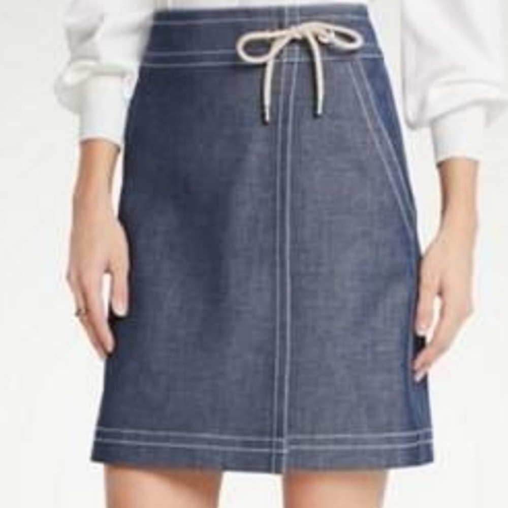 ANN TAYLOR Blue Chambray/Denim-look Faux Wrap Skirt Size 10